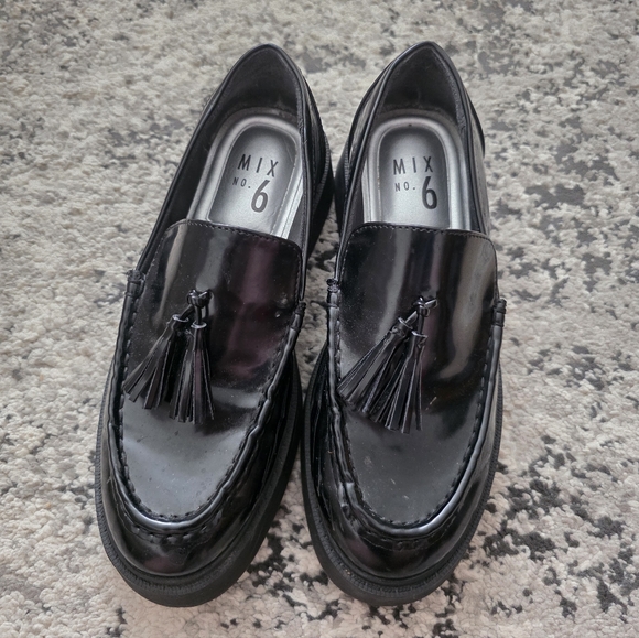 Mix No. 6 Shoes - Mix no. 6 Tassel Faux Patent Leather Loafers womens 6 Black